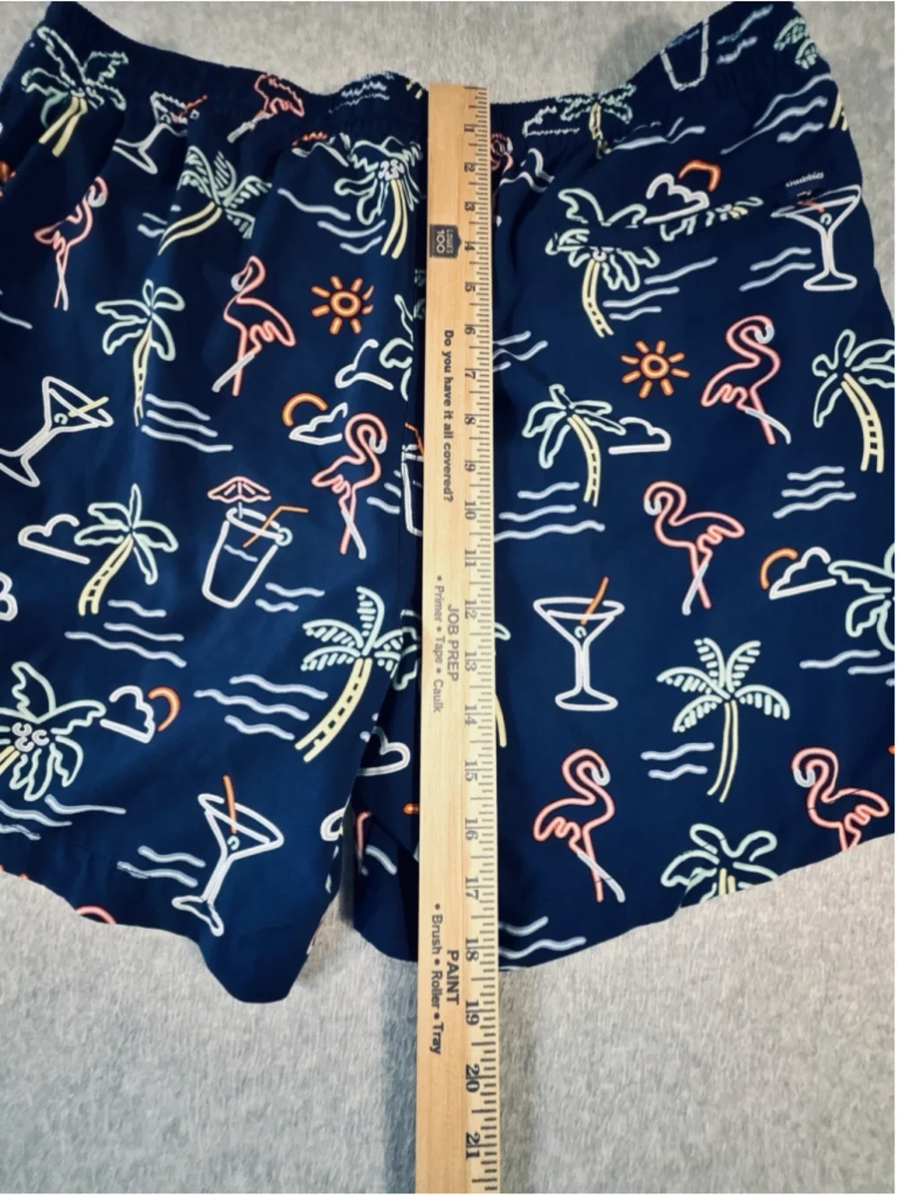 Chubbies Swim Trunks XXL Blue Flamingo Cocktail 5.5